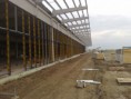 Montáž fasádnej presklennej hliníkov steny obchodného centra Michalovce 